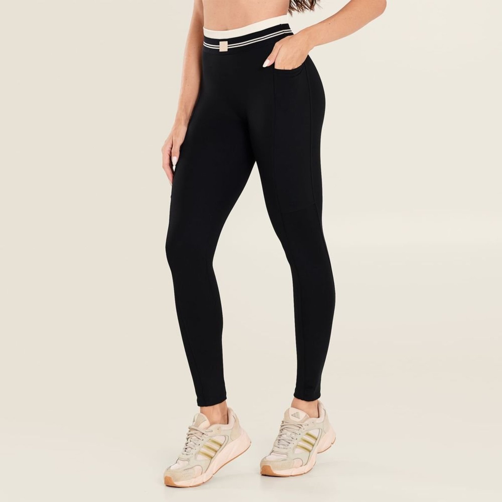 Legging Luxury Preta Poliamida Com Bolso Donna Carioca