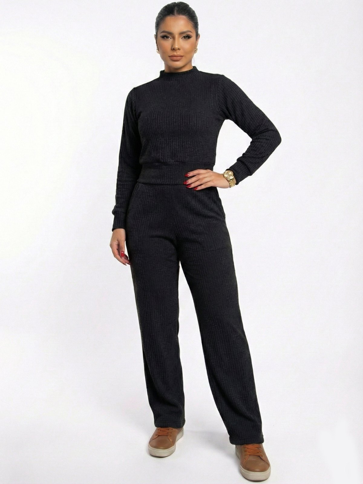 Vista 2 Conjunto Calça Reta Cintura Alta e Blusa Manga Longa Gola Alta Outono Inverno FS CONCEPT preto FS CONCEPT preto