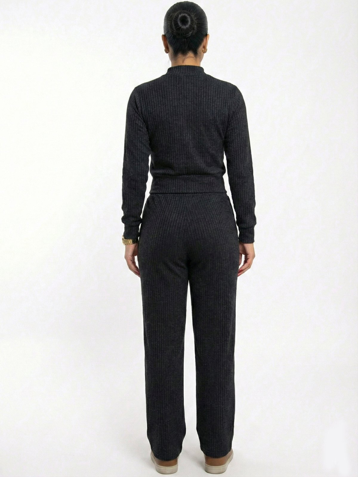Vista 3 Conjunto Calça Reta Cintura Alta e Blusa Manga Longa Gola Alta Outono Inverno FS CONCEPT preto FS CONCEPT preto