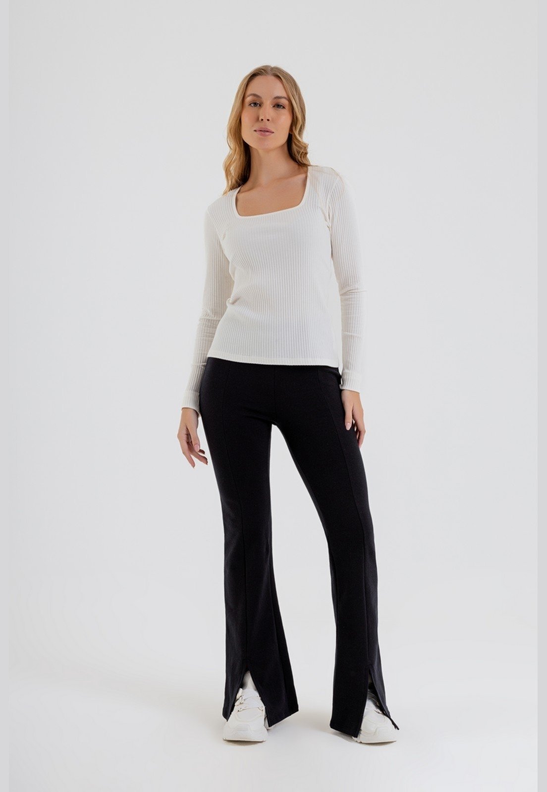 Blusa Feminina Ribana Canelada Just Basic Off White