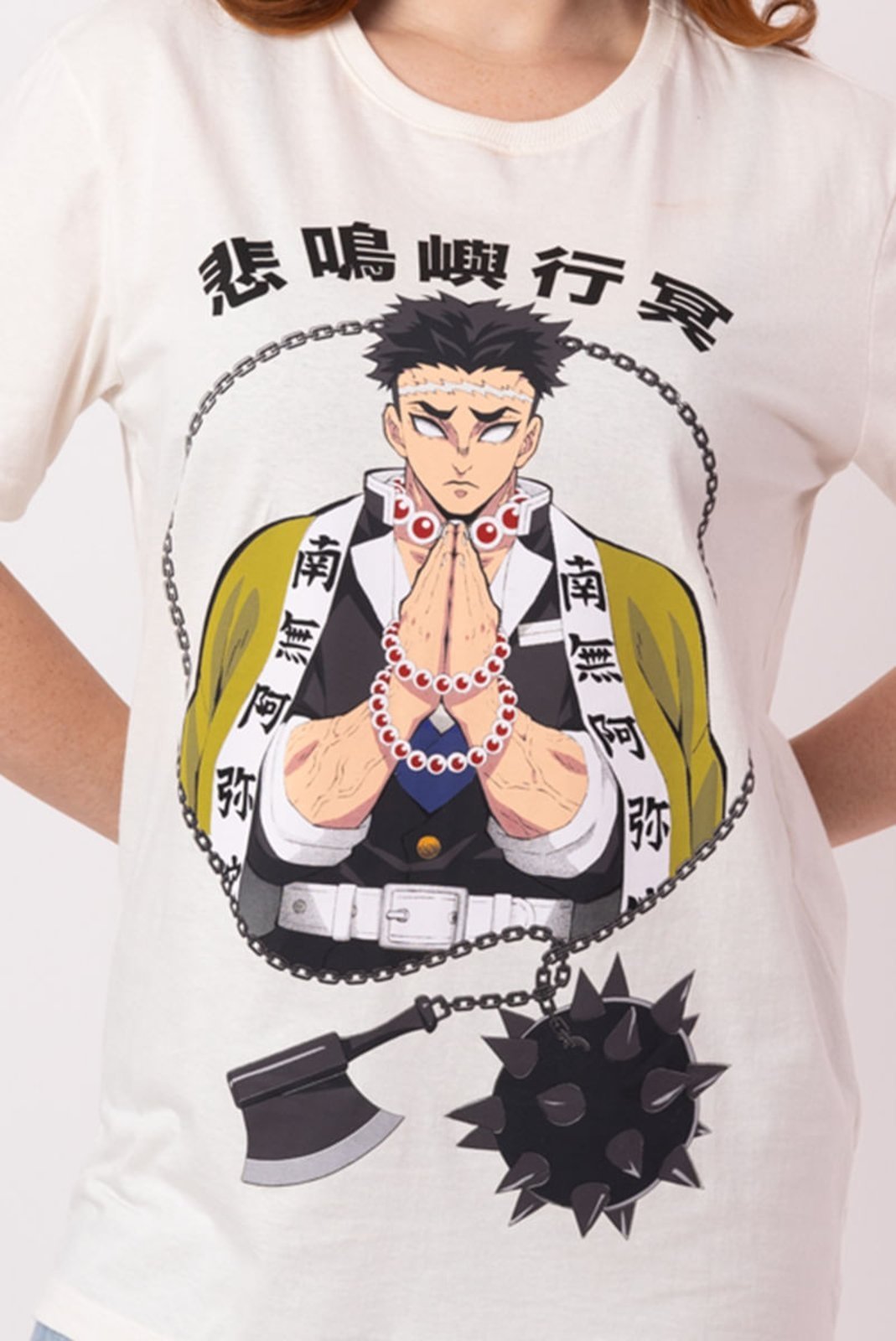 Vista 3 Camiseta Demon Slayer Gyomei Himejima Camiseta Demon Slayer Gyomei Himejima PITICAS off-white PITICAS off-white