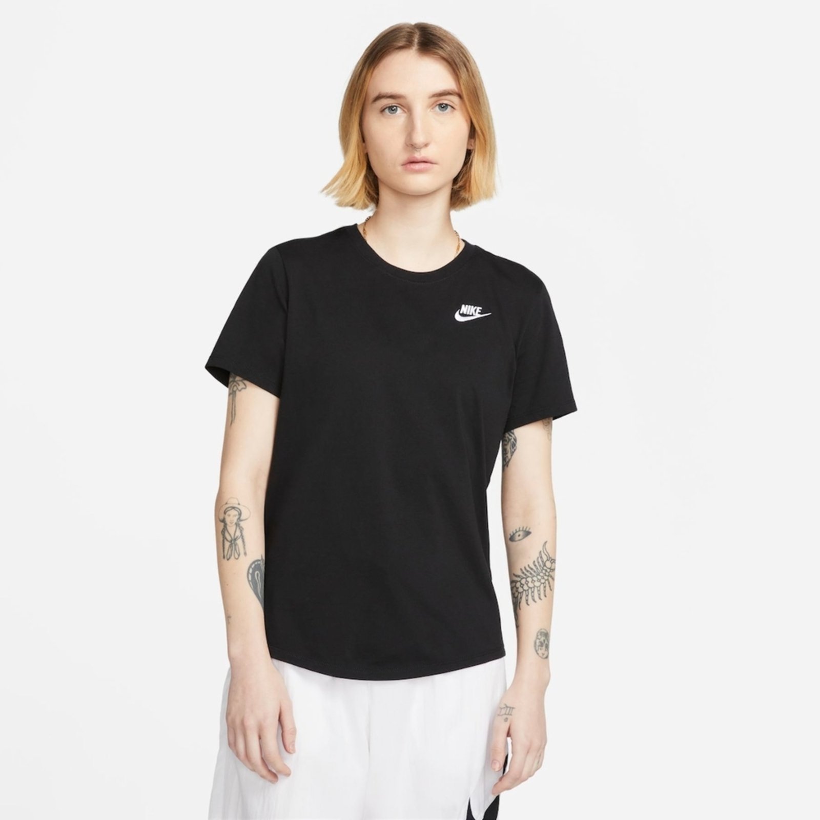 Vista 2 Camiseta Nike Sportswear Club Essentials Feminina azul Nike azul