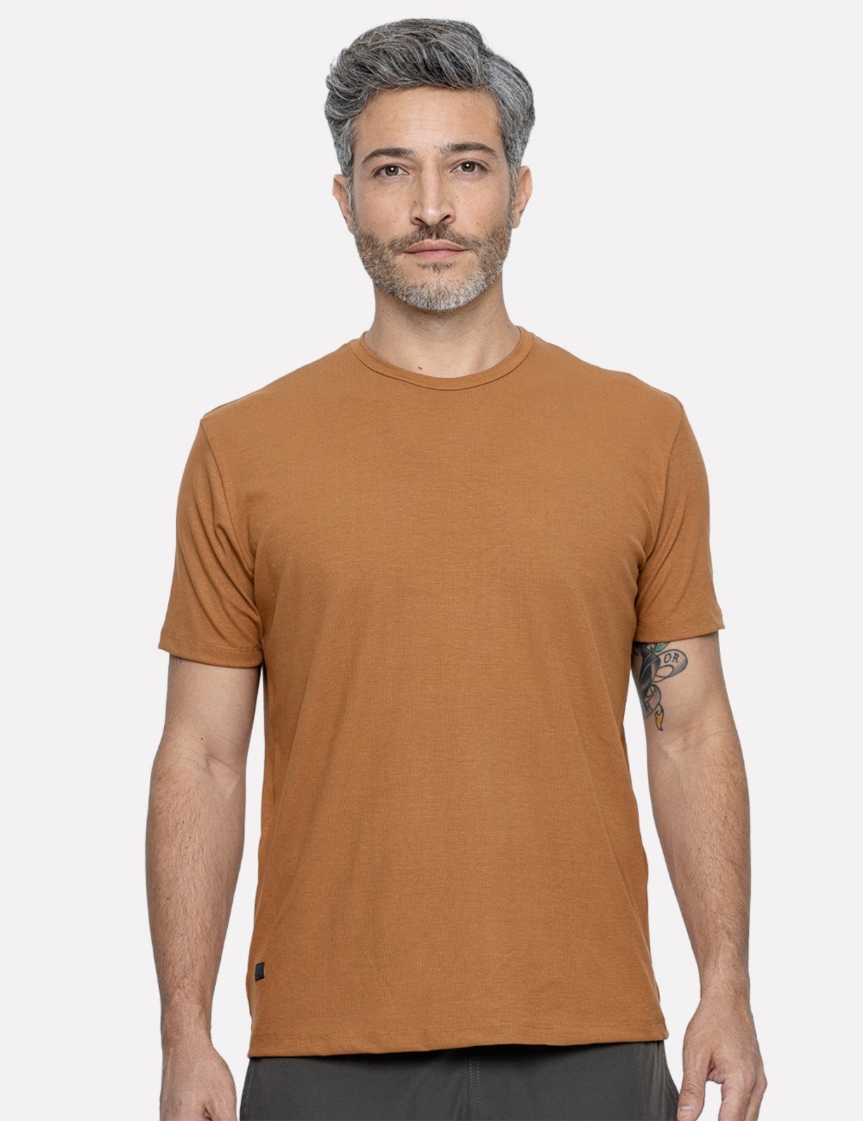 Camiseta K&J Black Regular Premium Visco Rib Flex Ocre Escuro