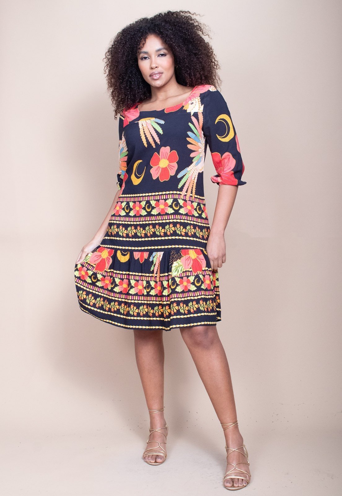 Vestido Cabanafree Curto Manga 3/4 Estampado Preto