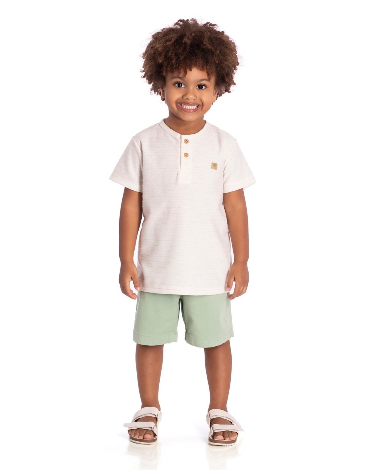 Infantil - Conj. camiseta manga curta malha texturizada natural + bermuda sarja com elastano verde
