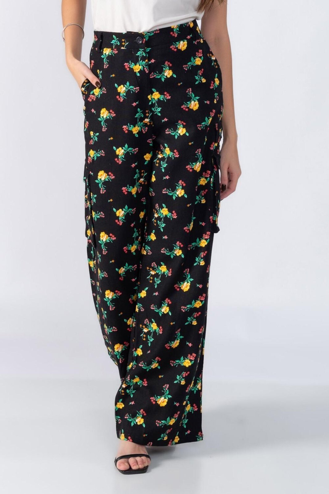 Calca cargo pantalona florida Preto