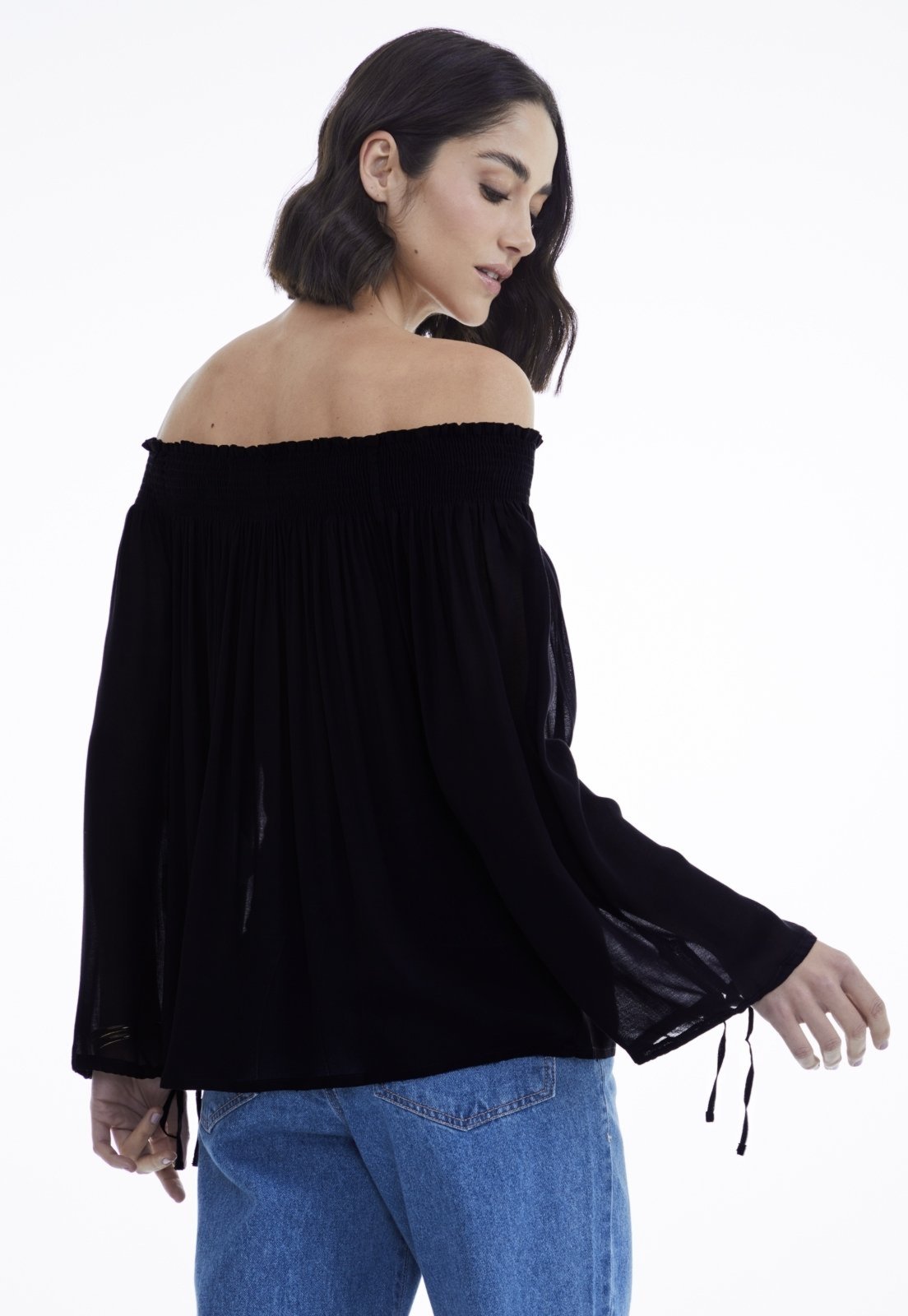 Vista 3 Blusa Viscose Traymon Ombro A Ombro preto Traymon preto