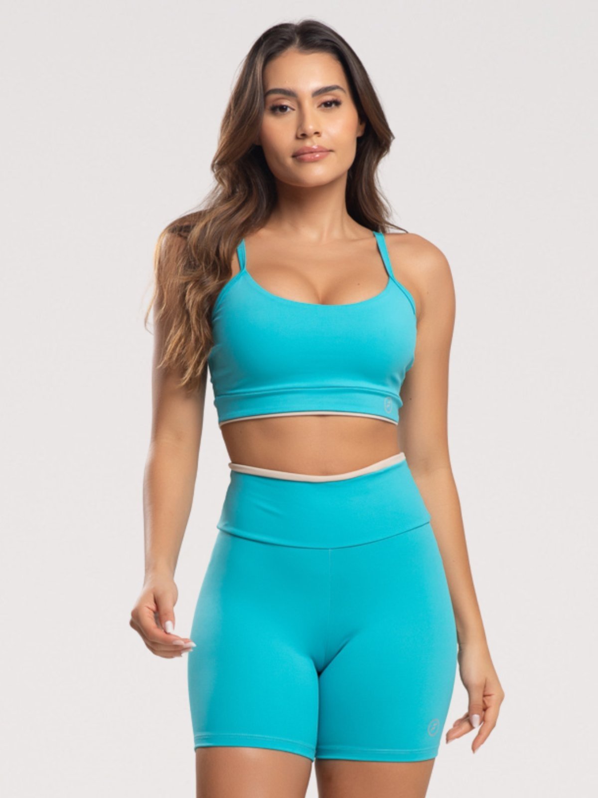 Conjunto Fit One Element Poliamida Short e Top com bojo removível Tiffany