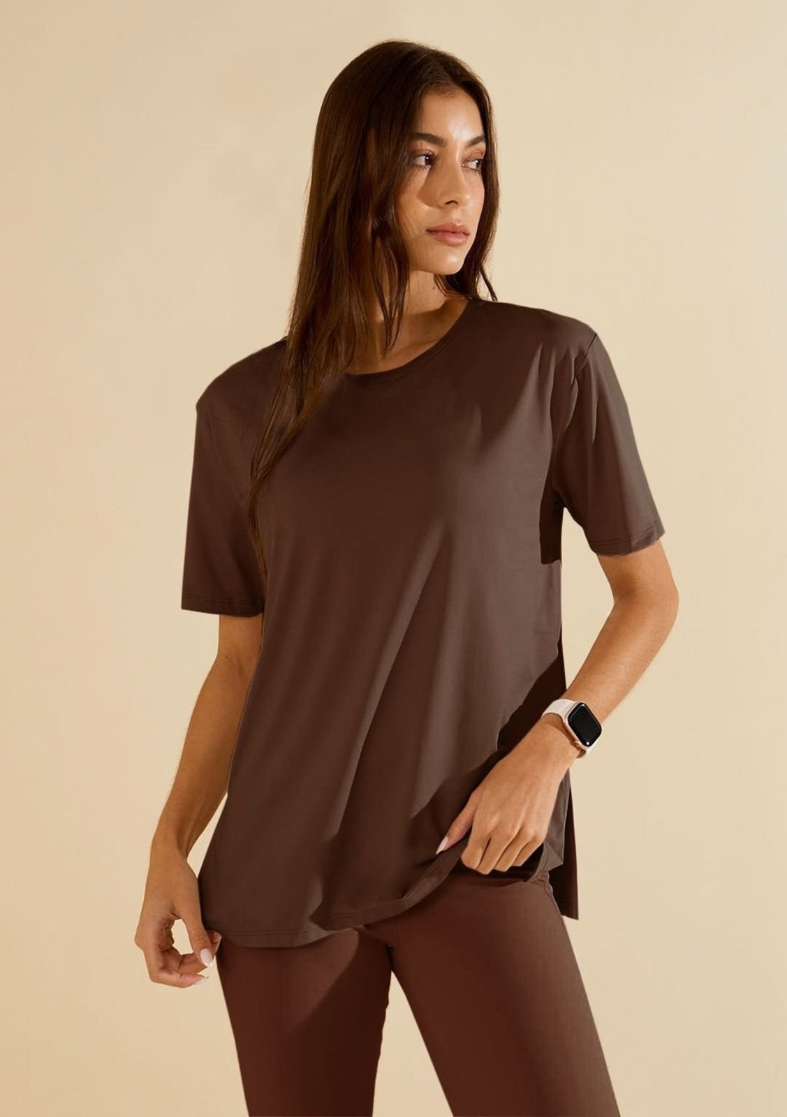 Blusa Morena Rosa Solta Decote Careca Manga Curta Alongada - Marrom