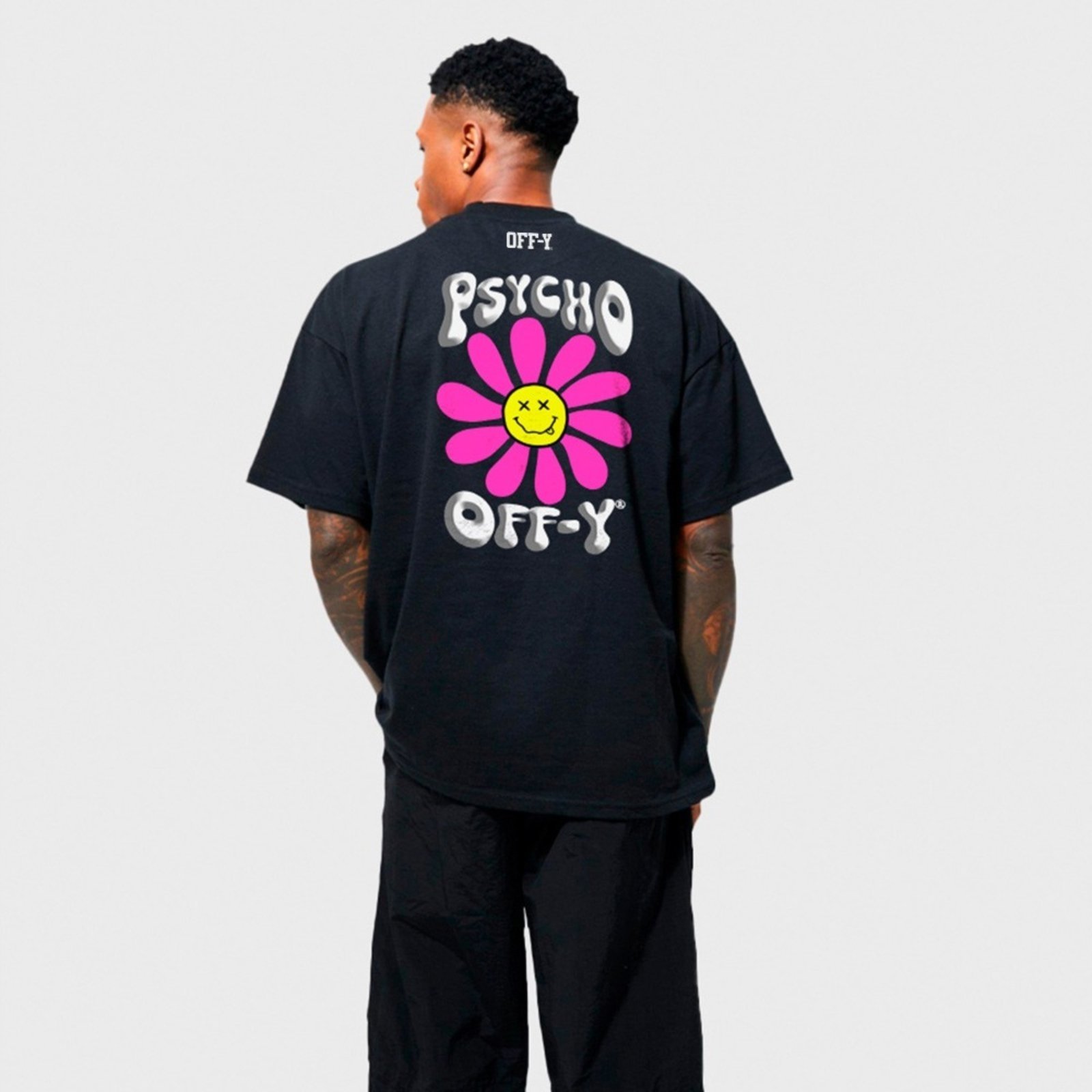 Camiseta Floral Basica Oversized Preta Off-Y