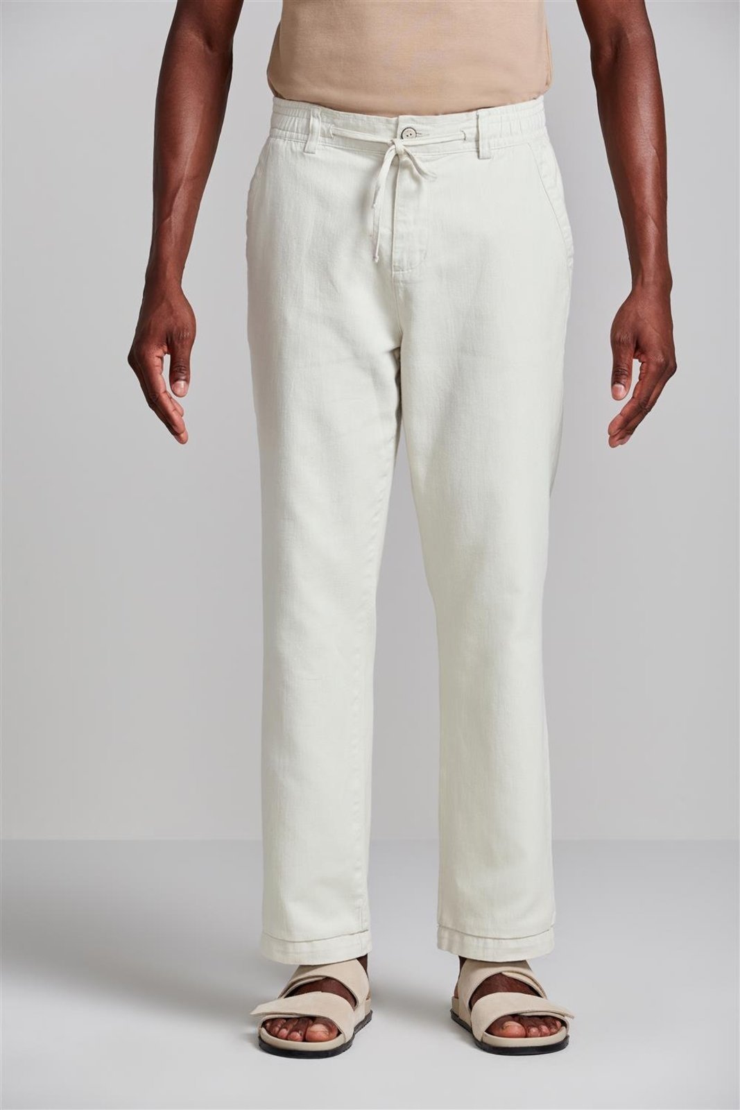 HIGHSTIL Calça Sarja Relax - Bege Areia