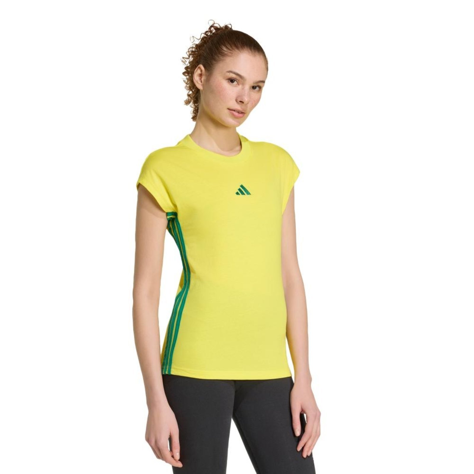 Camiseta Malha Simples Essentials Três Listras adidas Sportswear Amarelo