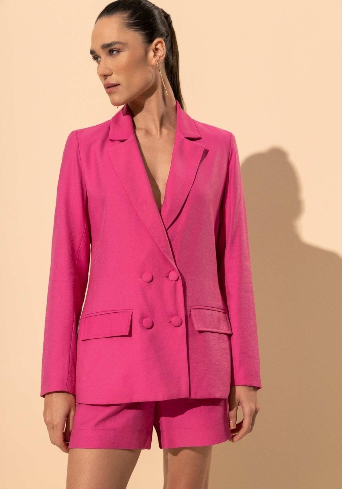 Blazer De Mangas Longas Com Lapelas E Botões Forrados