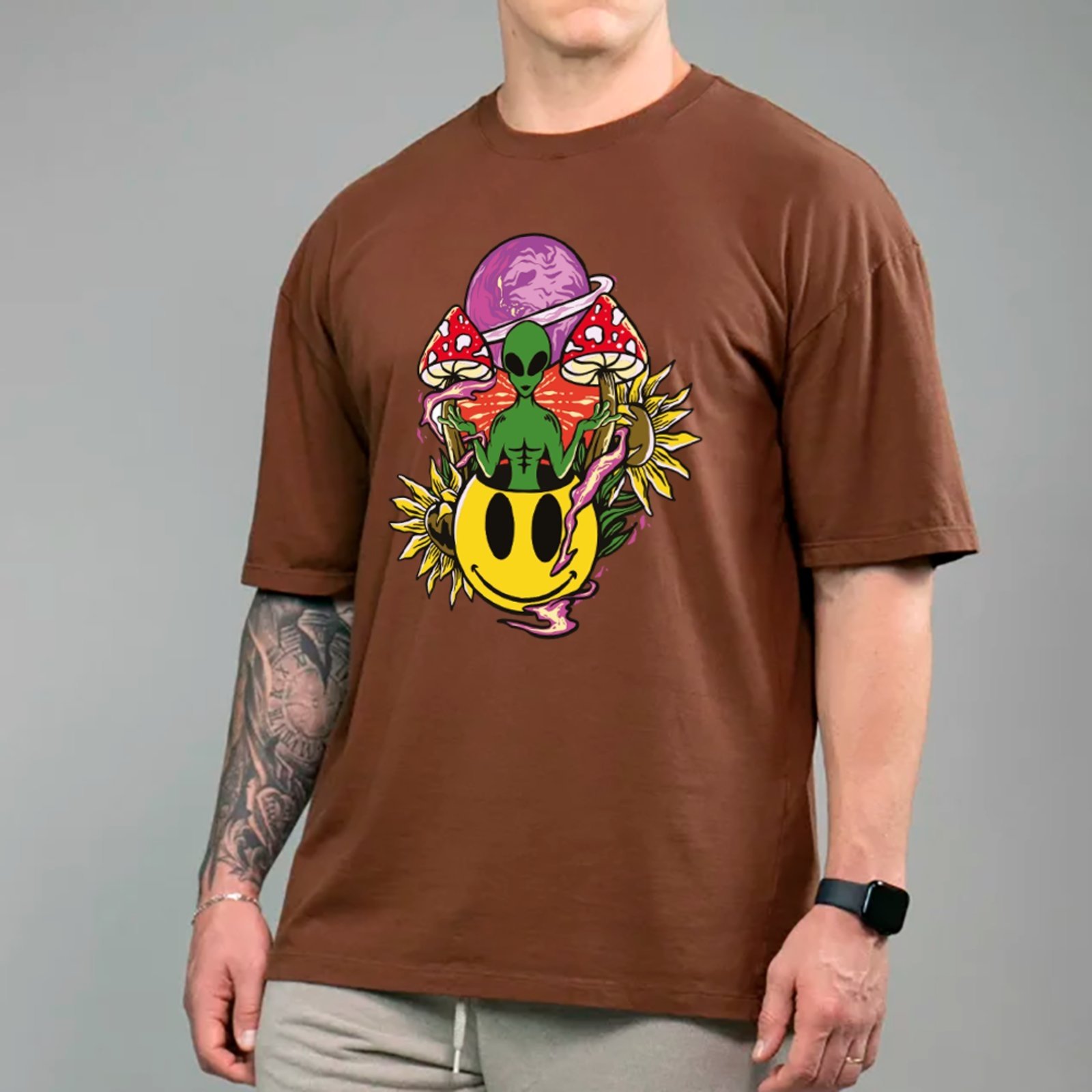 Vista 2 Camiseta Ousy Alien Psicodélico Oversized Masculino marrom ousy marrom