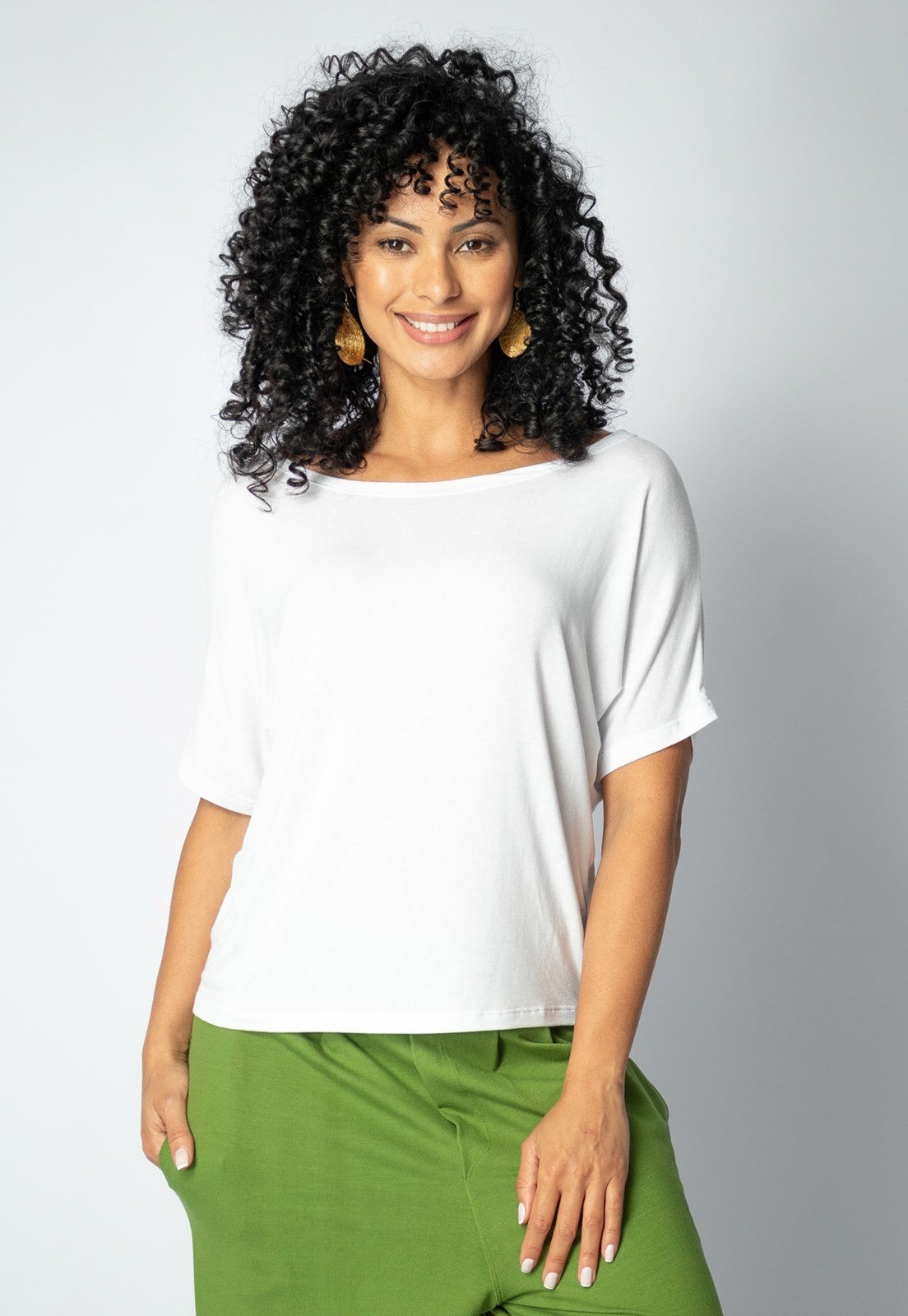 Blusa Básica Morcego Amazonia Vital Malha Gola Canoa Manga Curta Branca