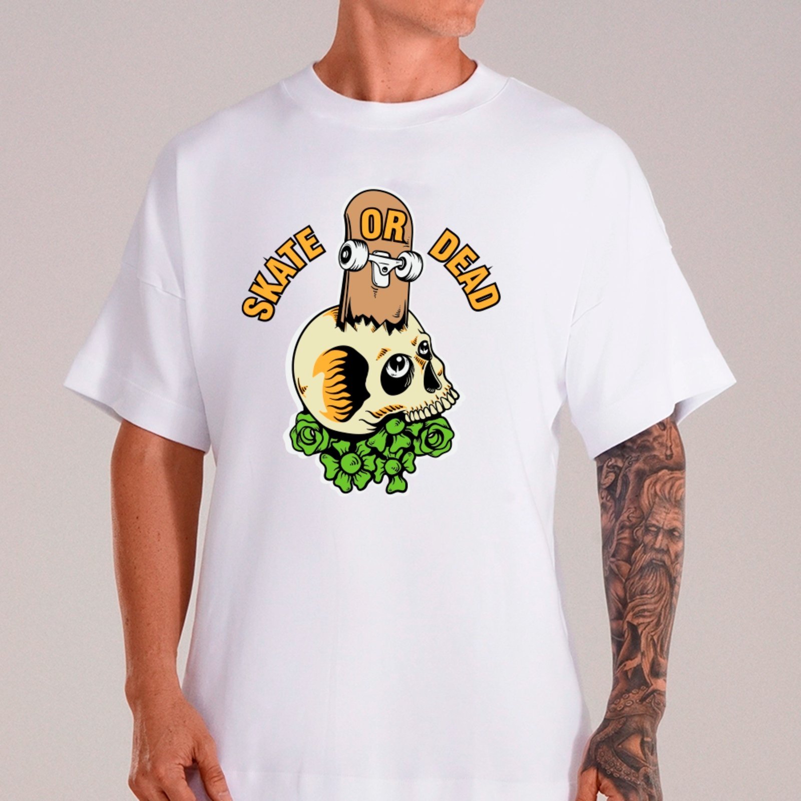 Vista 2 Camiseta Ousy Streetwear Skate or Dead Caveira Oversized Unissex preto ousy preto