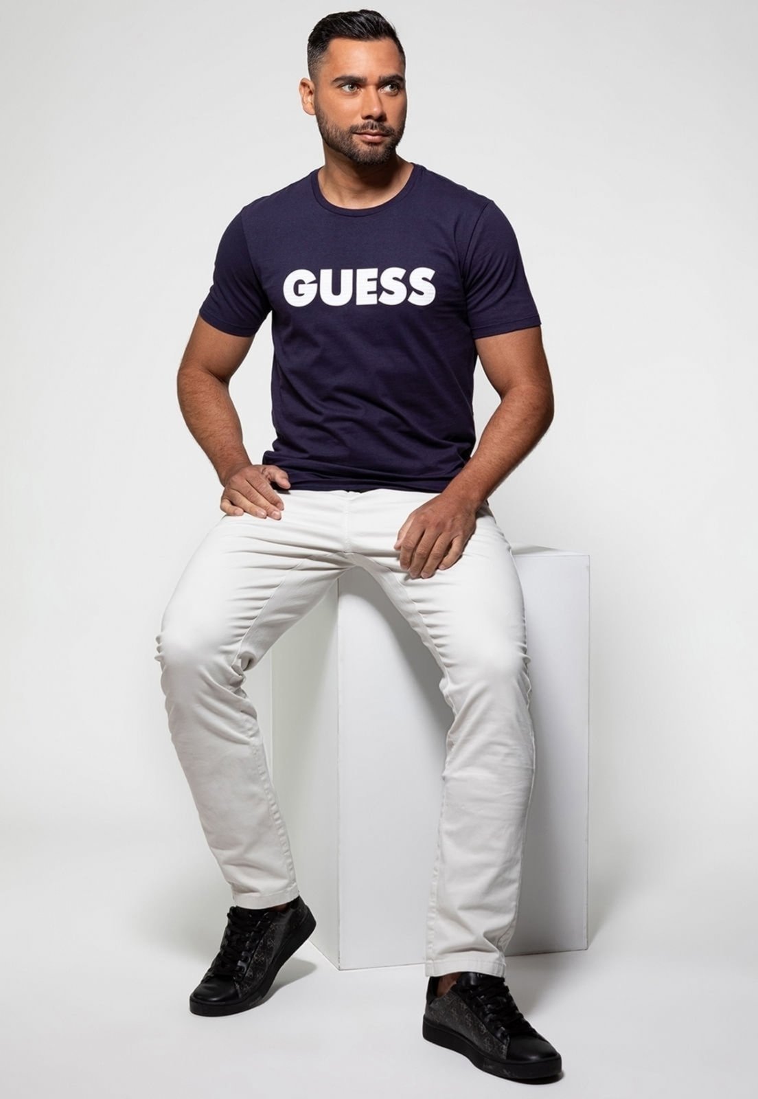 Vista 3 Calça Guess Chino Slim Claro cinza Guess cinza