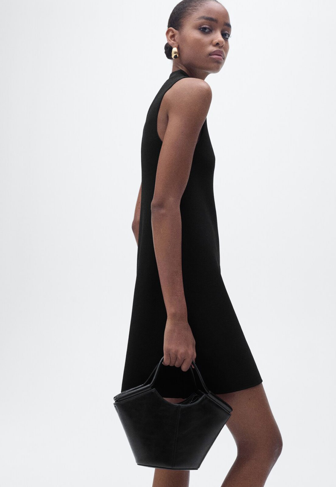 Vestido Mango Curto Tricot Preto
