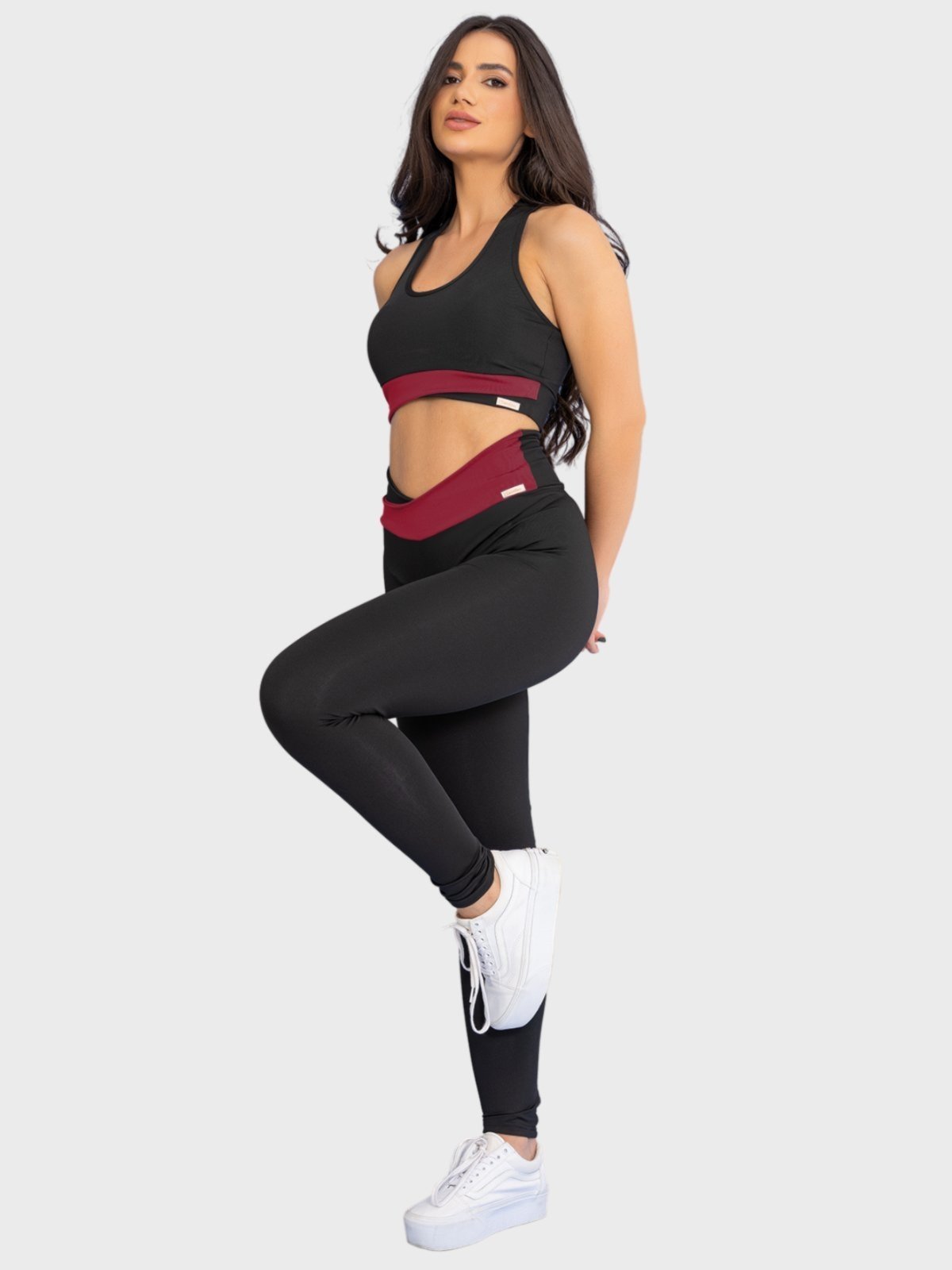 Conjunto Fitness Tarelles Top Calça Legging Transpassado Cintura Alta Preto e Bordô