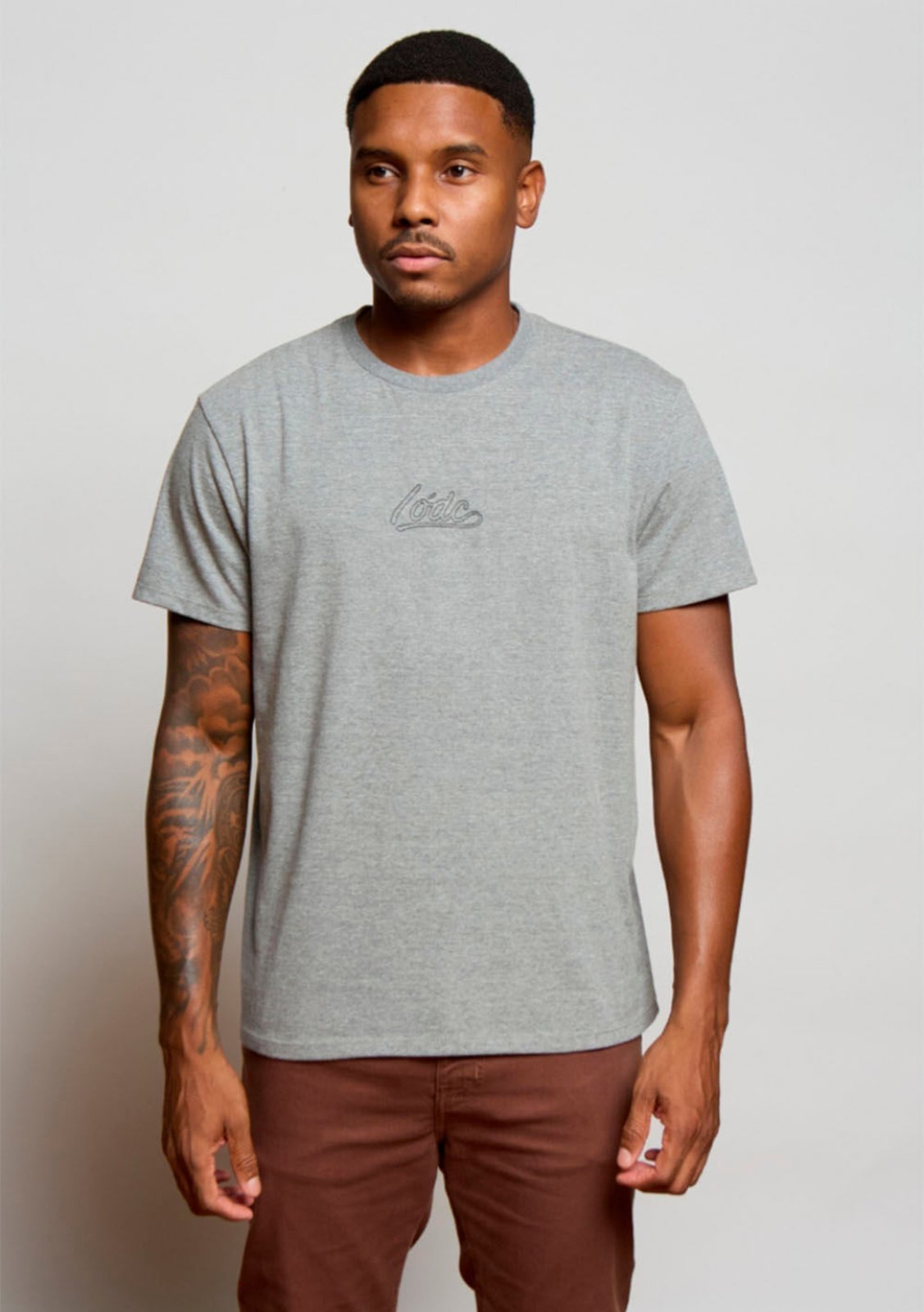 Camiseta Iódice Decote Careca Manga Curta Padrão Cinza
