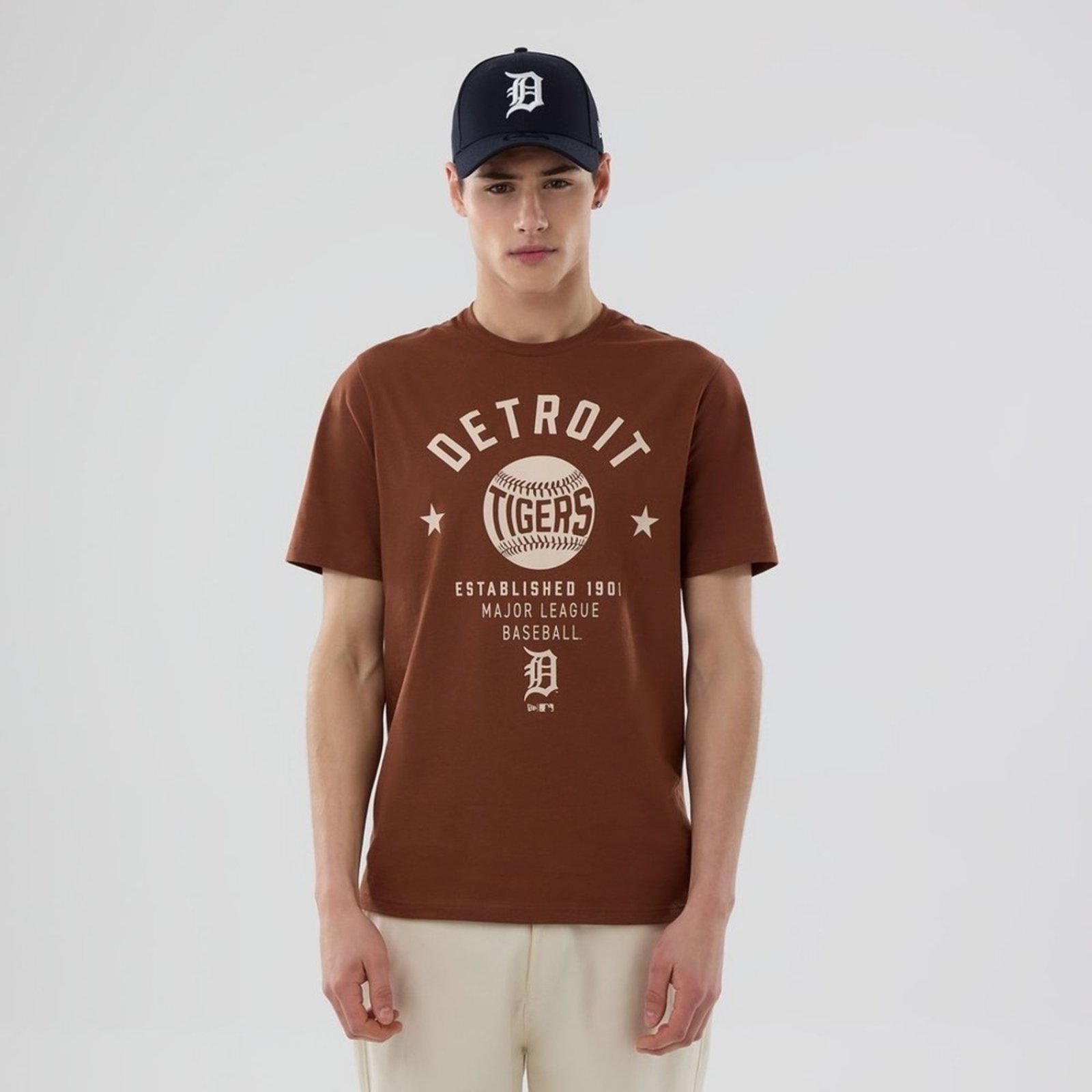 Camiseta New Era Regular Detroit Tigers Marrom