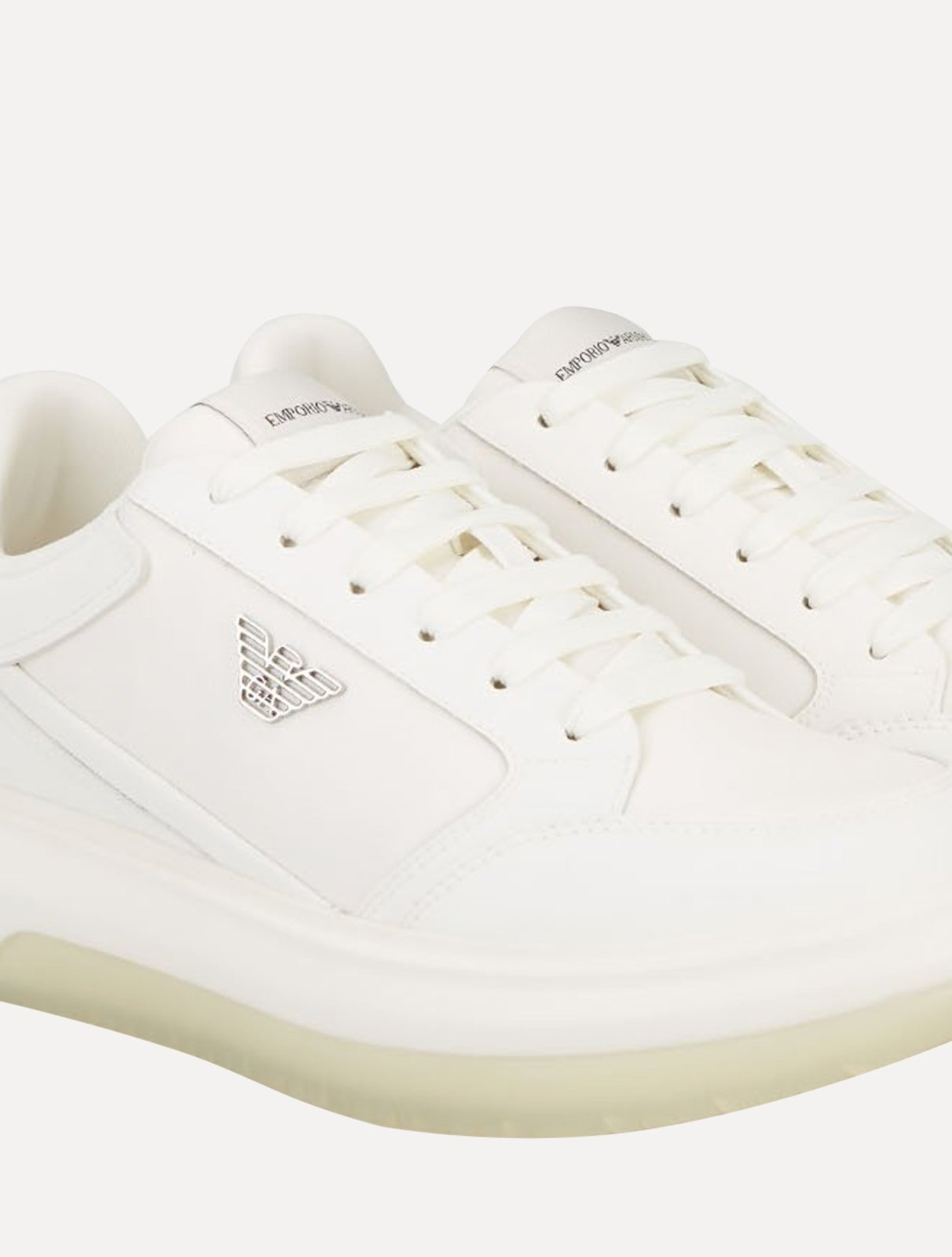 Vista 3 Tênis Empório Armani Masculino Logo Águia Metálico branco Emporio Armani branco
