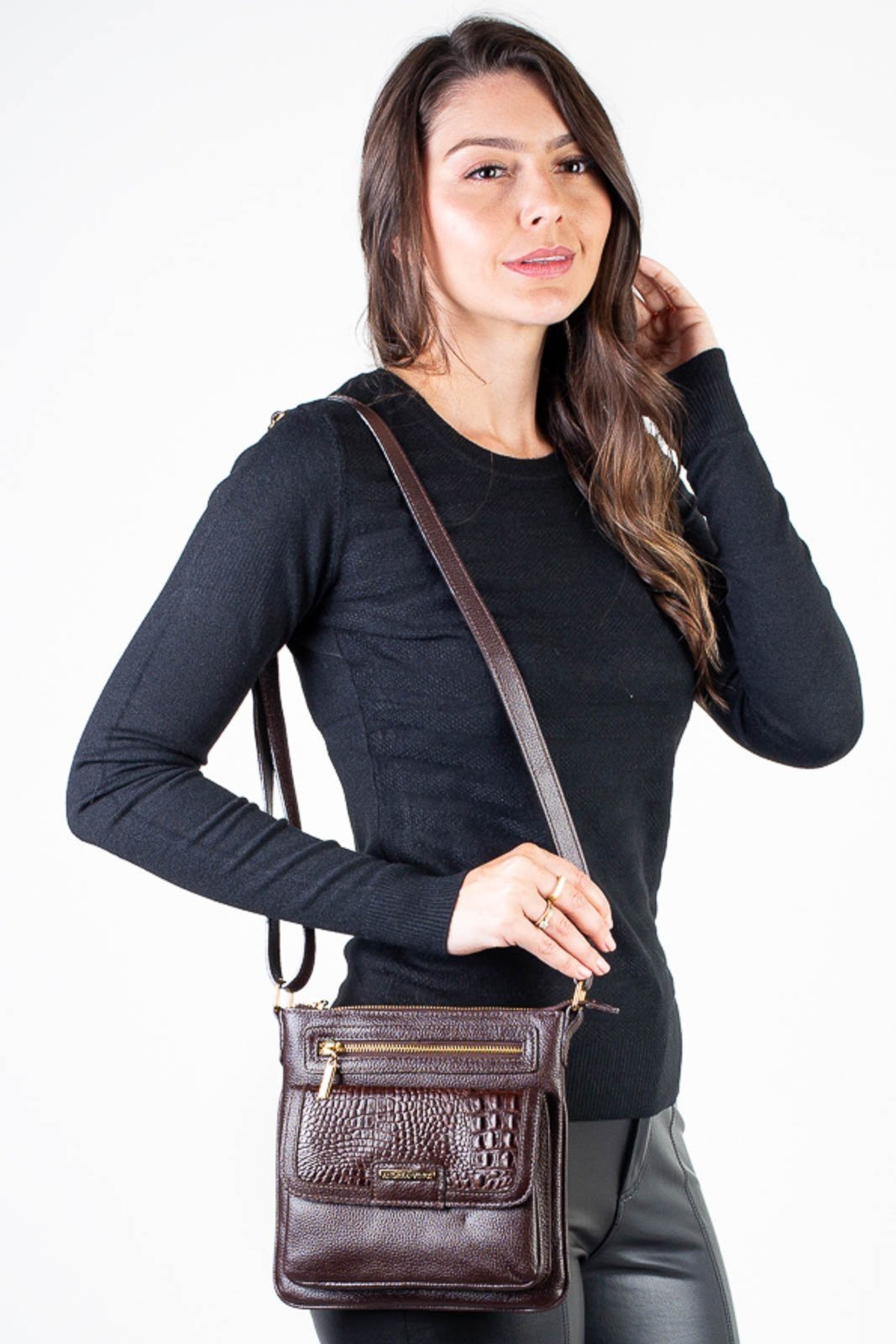 Bolsa pequena transversal em couro liso Emma – Café