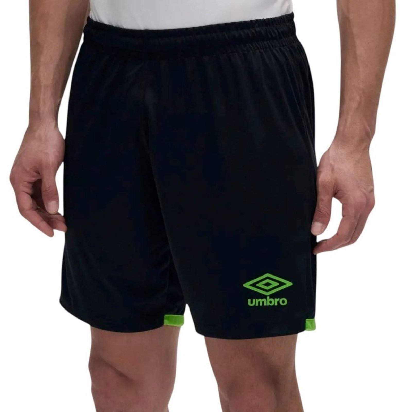 Calção Umbro Dinamo Masculino – Preto – umbro