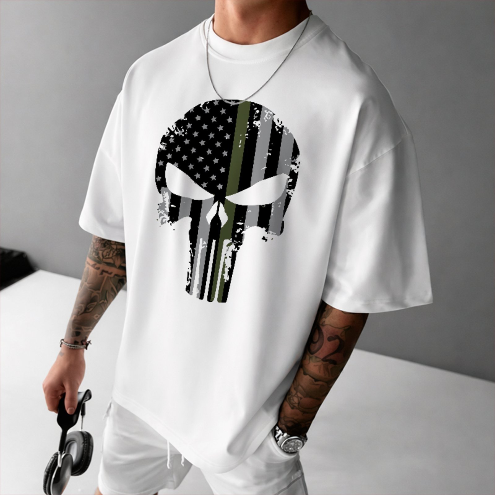 Camiseta Oversized Premium Punisher Caveira Militar American Flag Style Unissex Branco