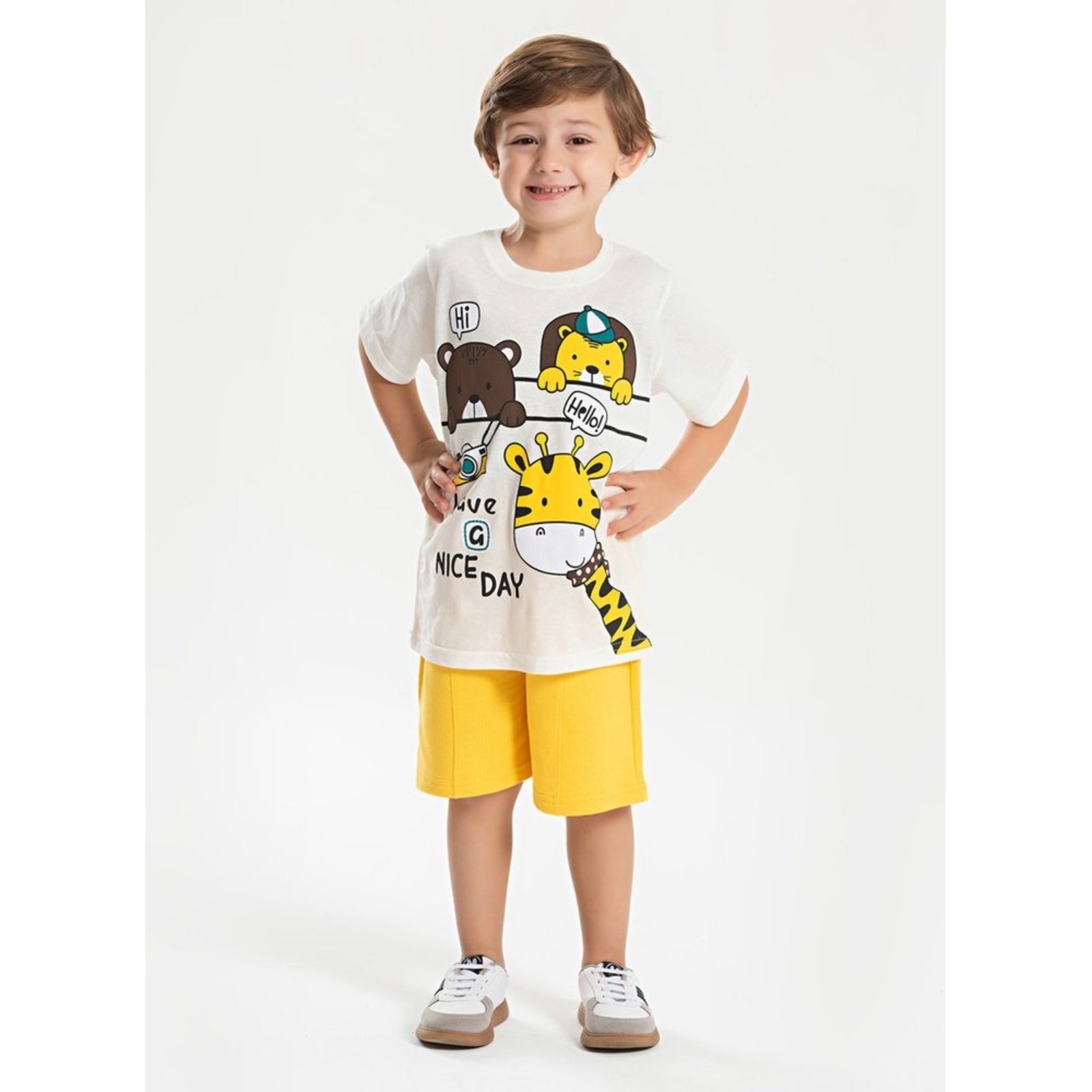 Infantil – Conjunto Molekada Verão Menino Natural Camiseta e Bermuda Com Recorte Turma da Selva