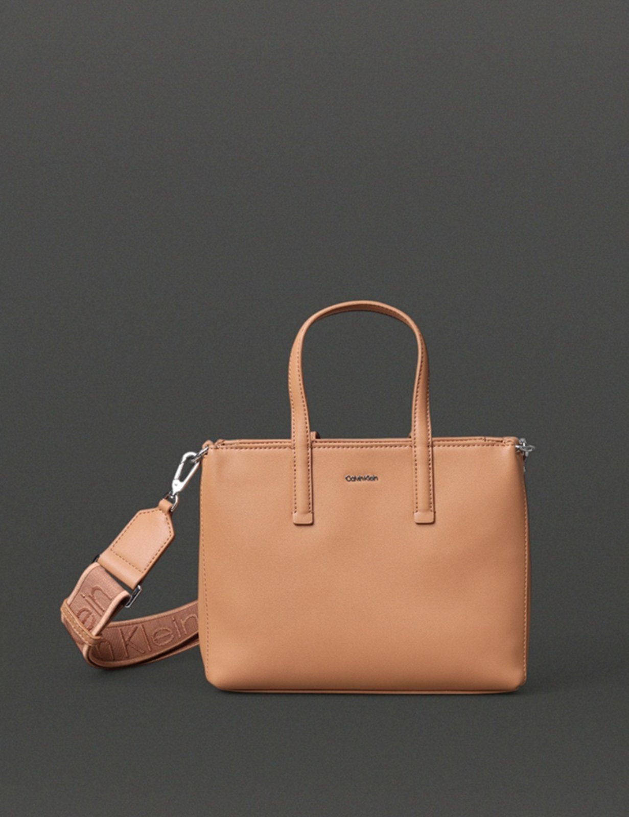 Bolsa Feminina Must Tote Calvin Klein – Caqui Medio Calvin Klein Jeans