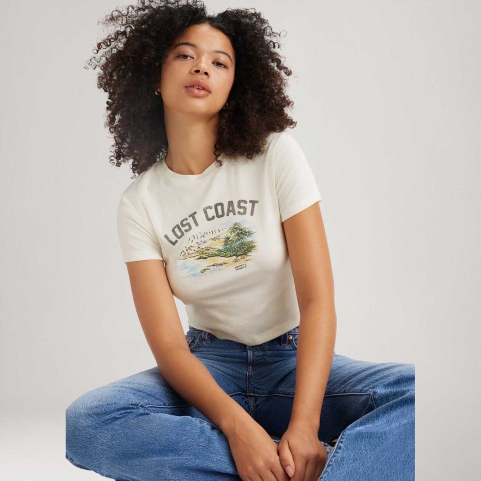 Camiseta Levi’s® GR Essential Sporty Branca Manga Curta