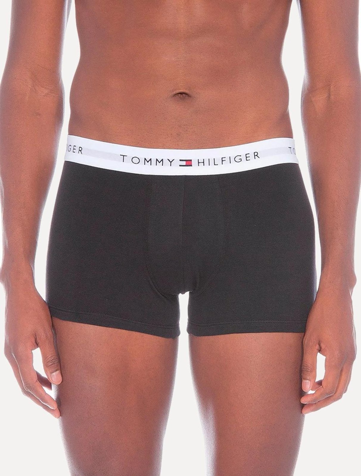 Vista 3 Cueca Tommy Hilfiger Cotton Stretch Trunk Preta Pack 3UN preto Tommy Hilfiger preto