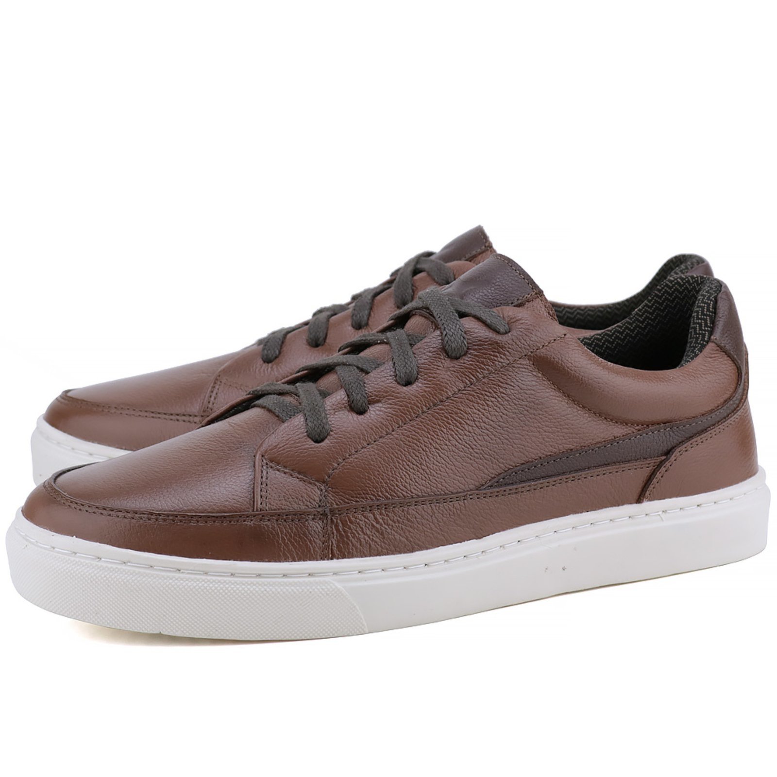 Tênis Casual de Couro Mr. Gutt Liso Café/Marrom