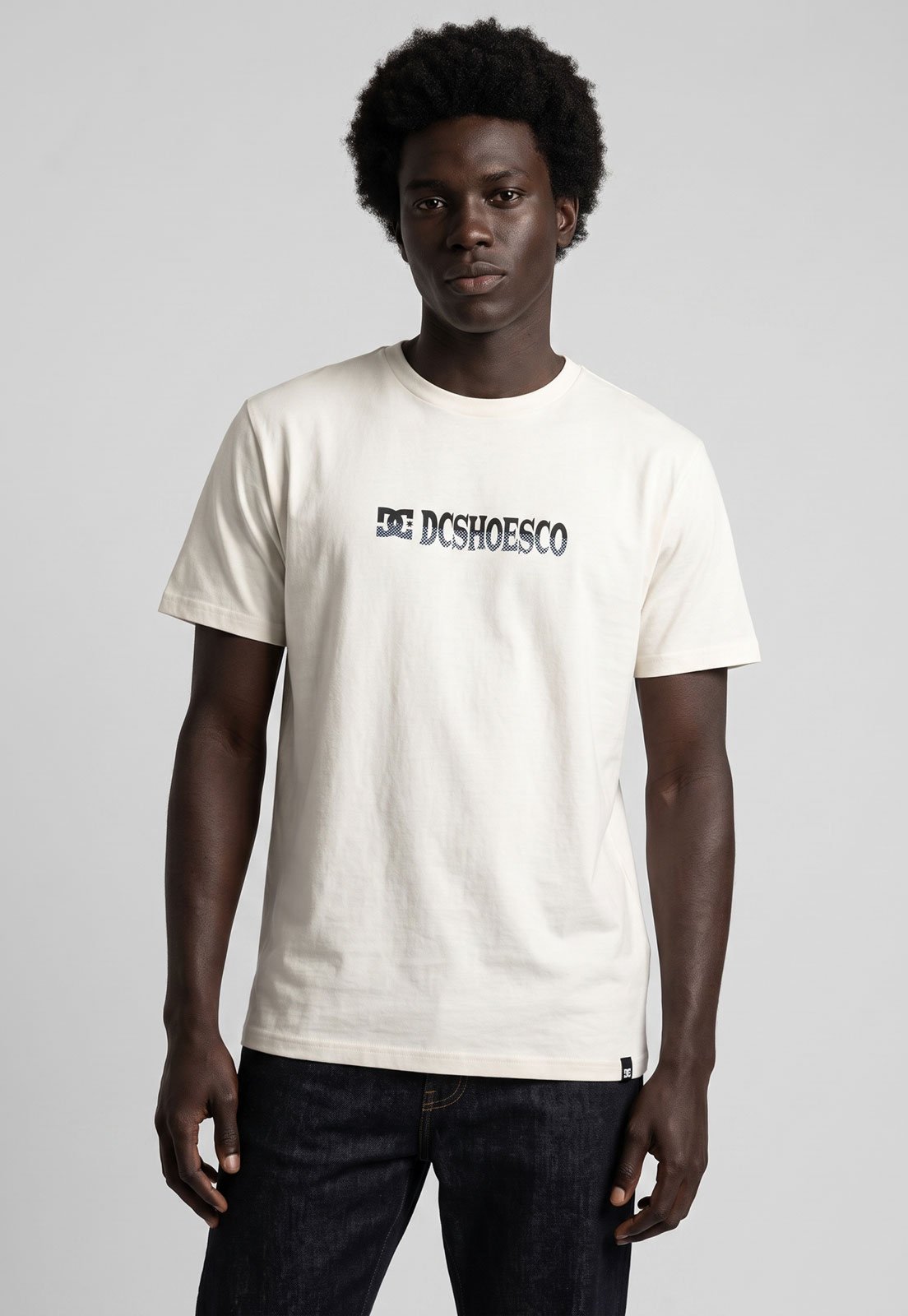 Camiseta Masculina DC Shoes Meditating Off-White