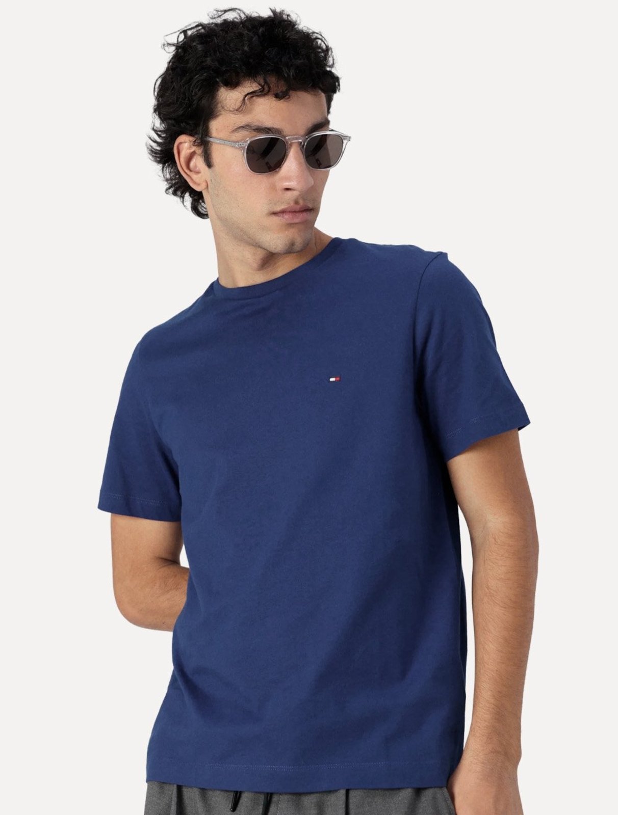 Camiseta Tommy Hilfiger Masculina Essential Cotton Azul Escuro