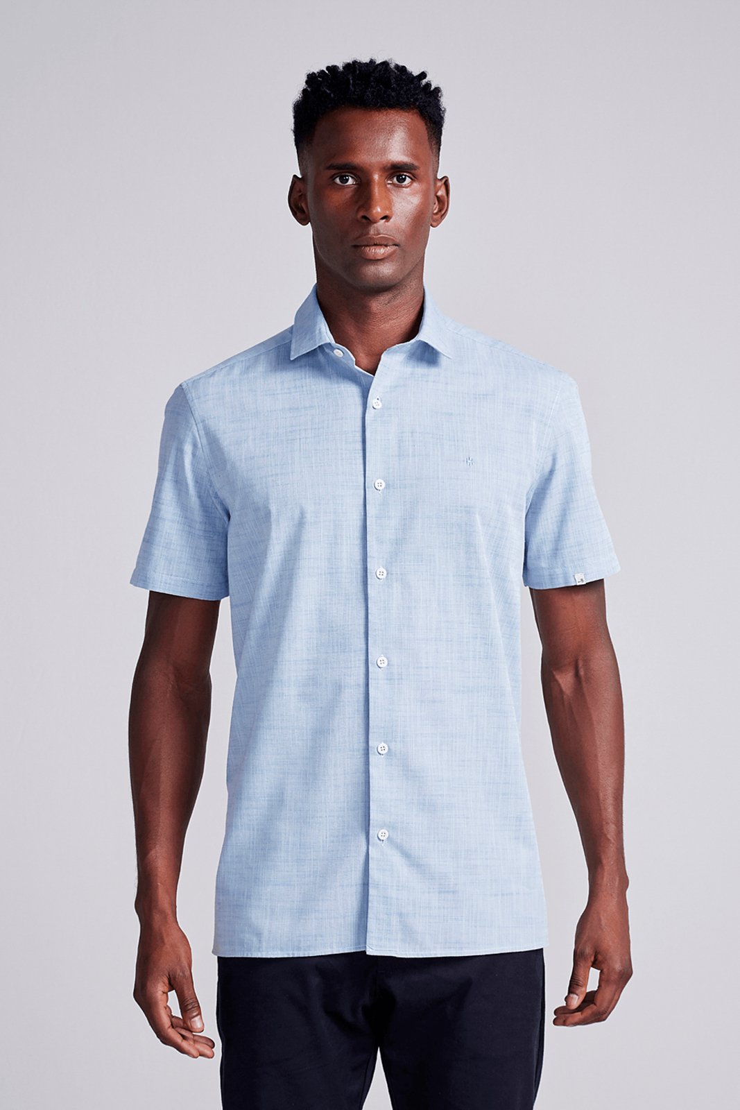 HIGHSTIL Camisa Manga Curta Lisa Slub Slim Fit - Azul Claro