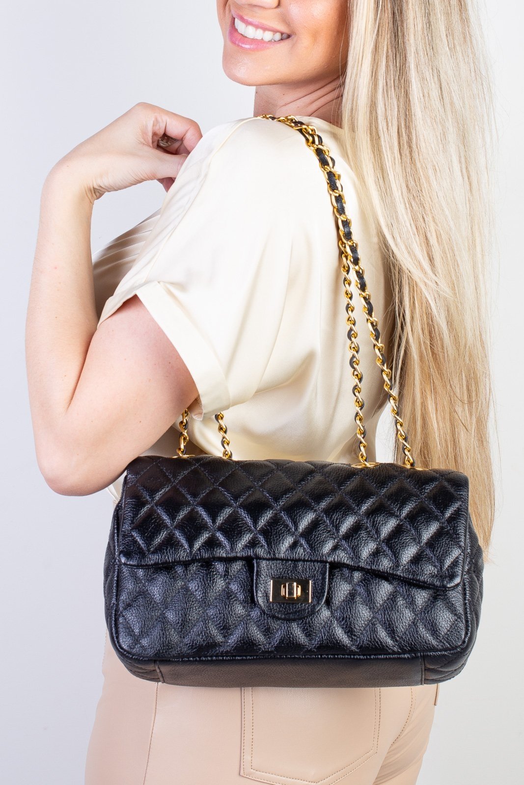Vista 3 Bolsa Andrea Vinci De Couro Matelassê Quilted Penélope vermelho vermelho