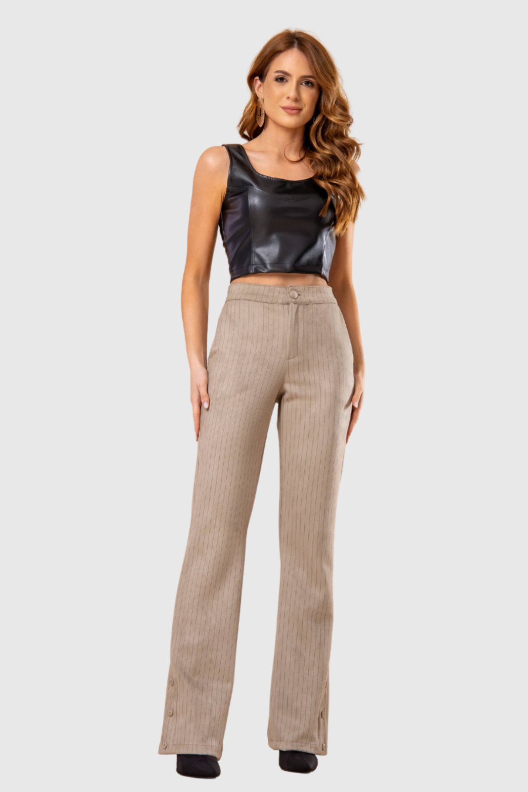 Calça Feminina Amora Café Reta com Botões Areia
