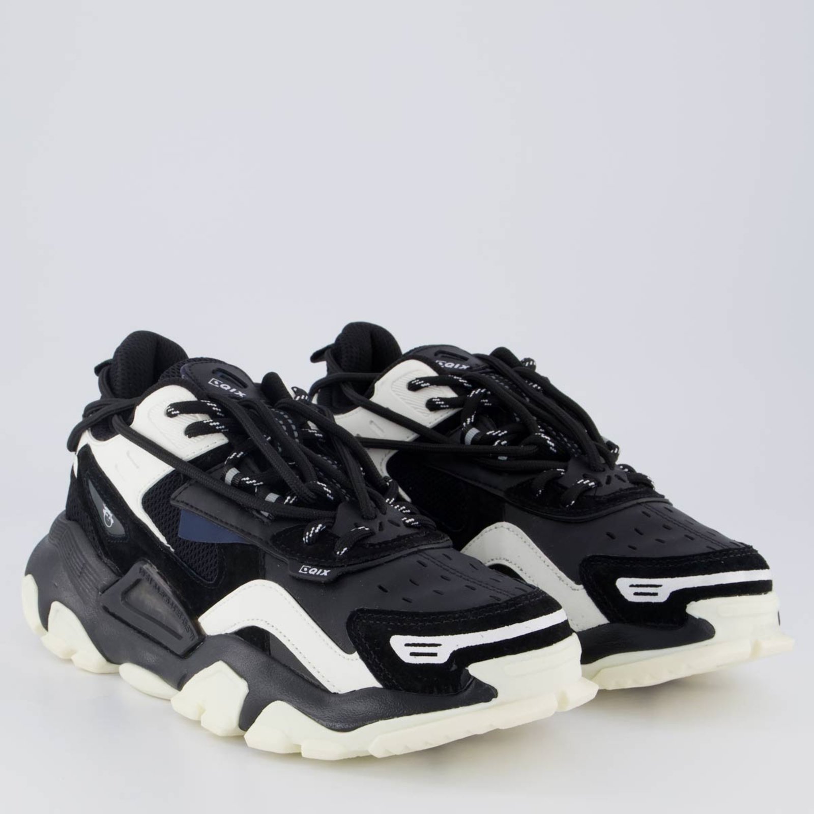 Vista 3 Tênis Qix Trek Kings preto Qix preto