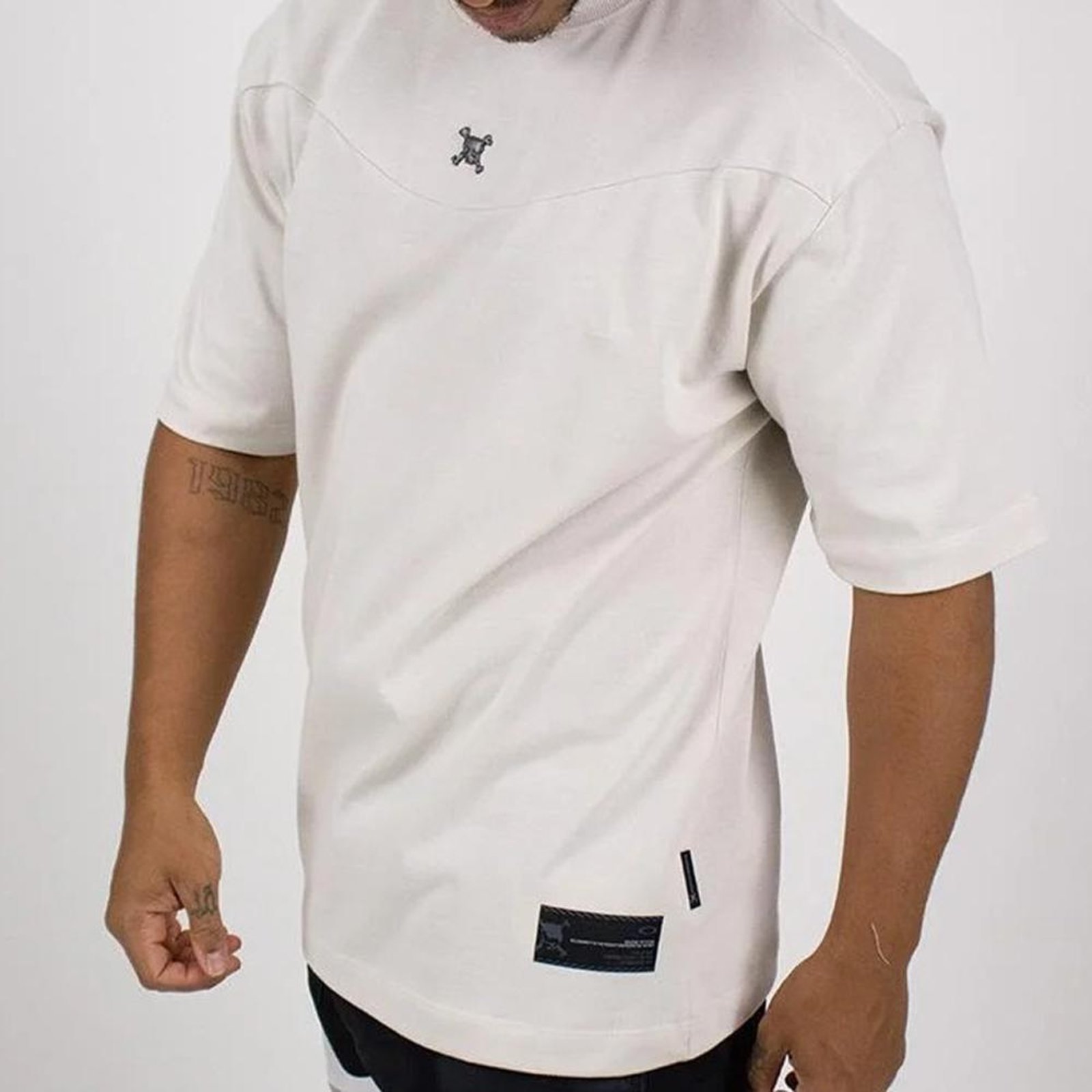 Camiseta Oakley Skull Metal Pin SM26 Masculina Mist