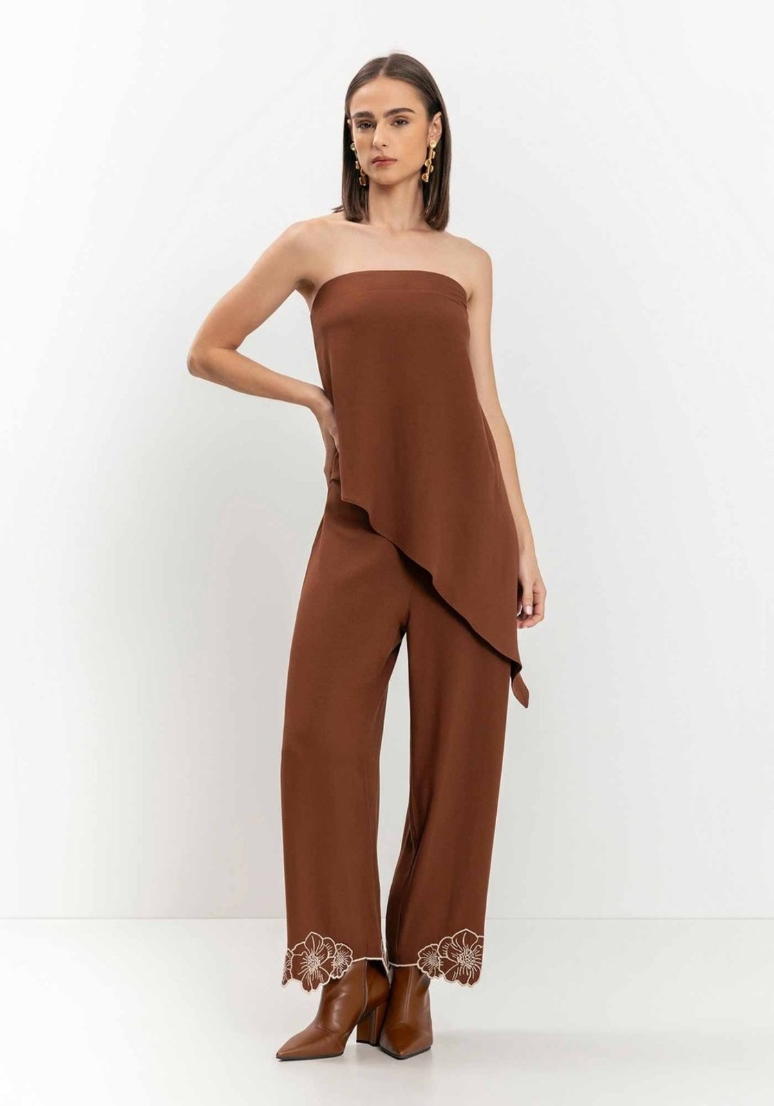 Blusa Sem Alças Assimétrica Em Viscose Responsável