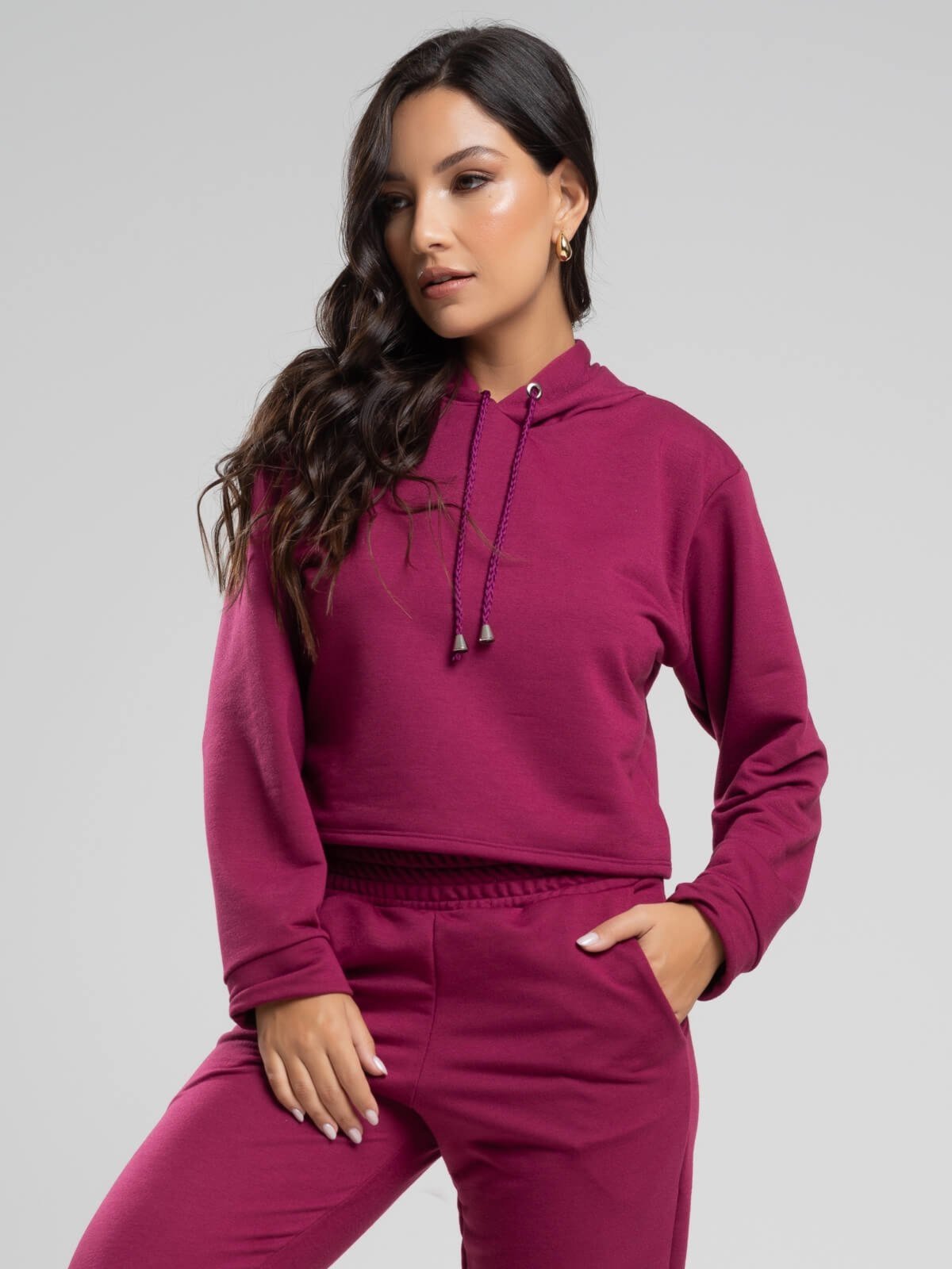 Casaco Cropped Vicbela Manga Longa com Capuz Moletinho Inverno Vinho