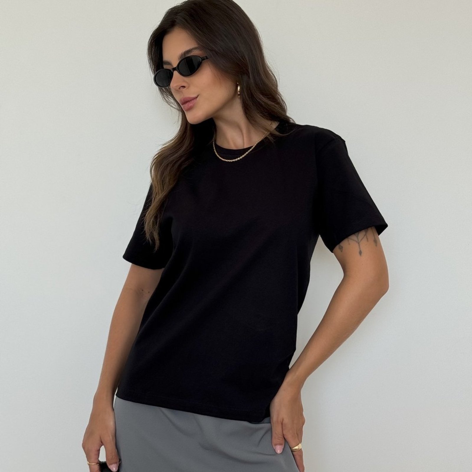 Camiseta Feminina Cianitas Preta Lisa
