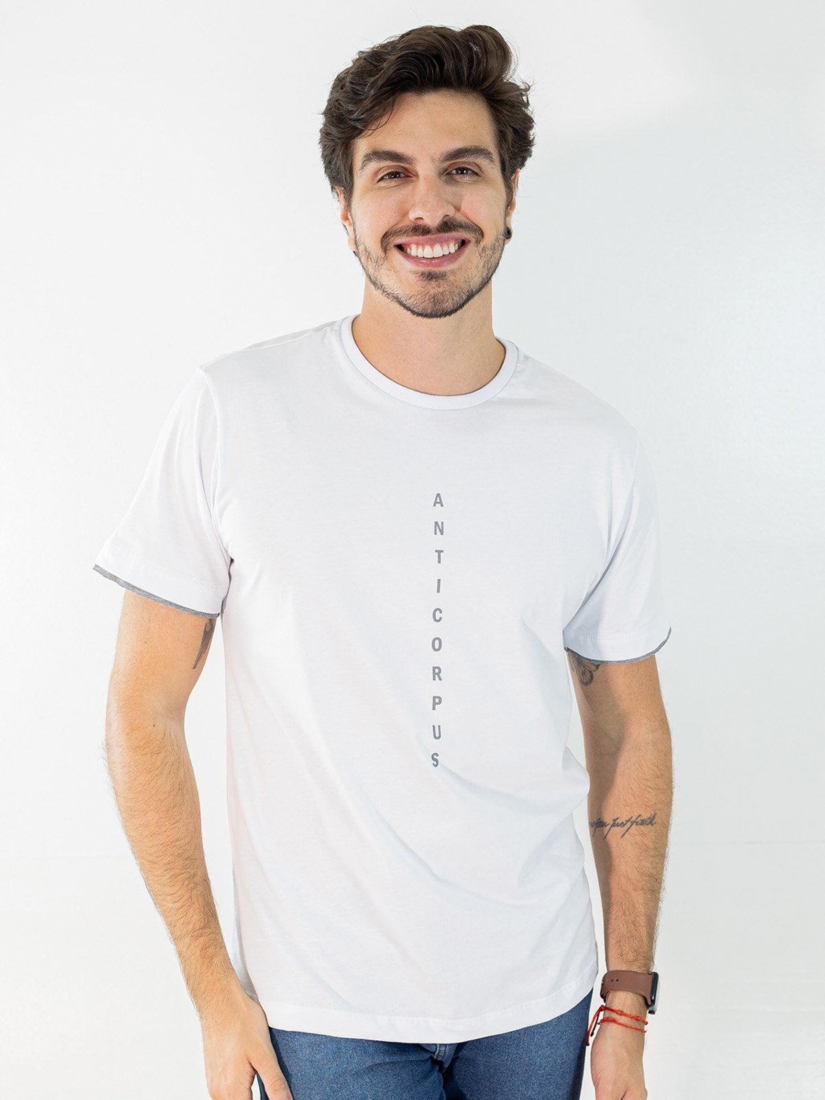 Camiseta Masculina Estampa Vertical Barra Manga Dupla Anticorpus