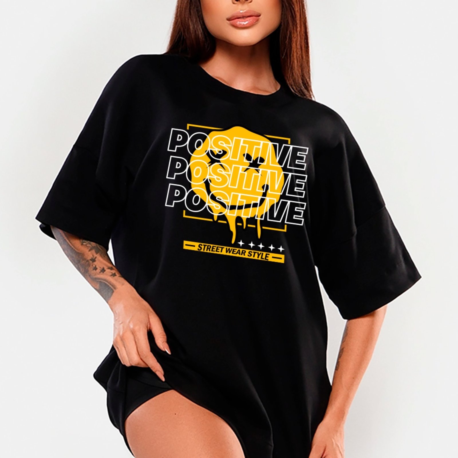 Camiseta Ousy Smiley Positiva Oversized Unissex Preto