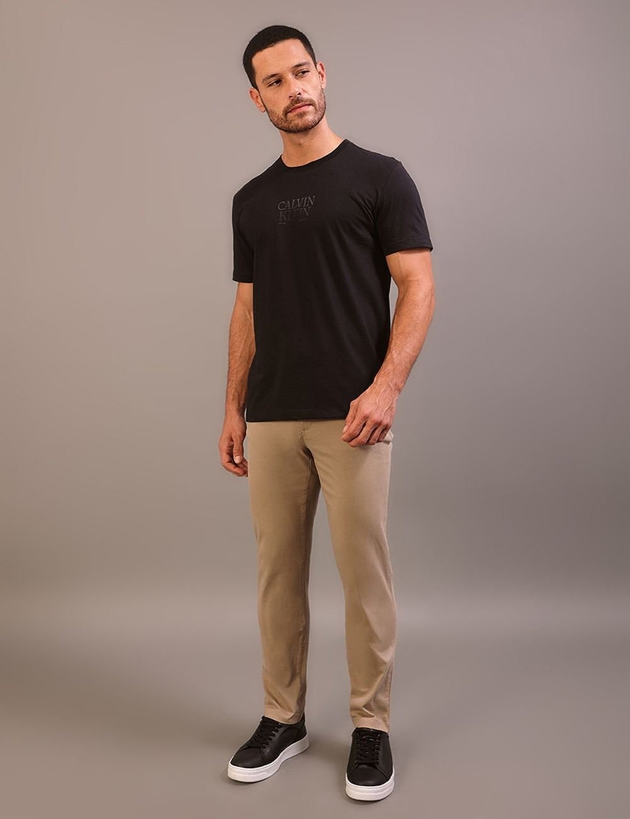 Camiseta Manga Curta Calvin Klein Masculino Logo Gel - Preto Calvin Klein Jeans