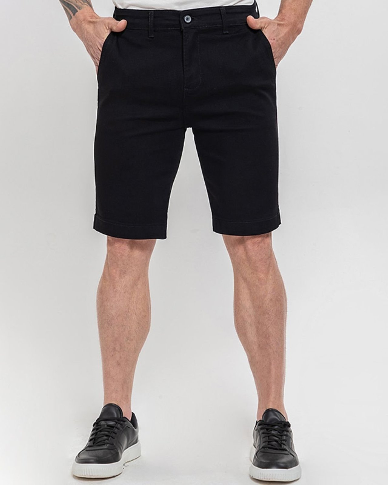 Bermuda Masculina Alfaiataria Sarja Preta