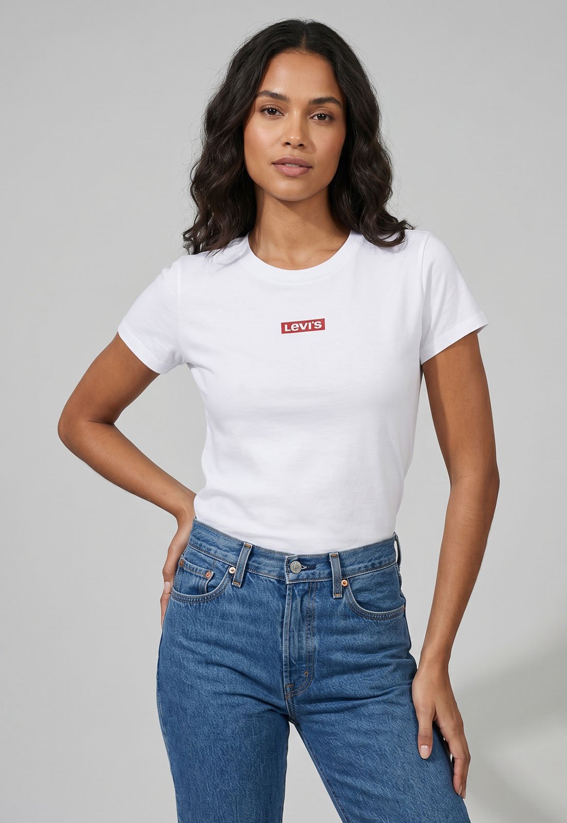 Camiseta Feminina Levis Logo Decote Redondo Branca