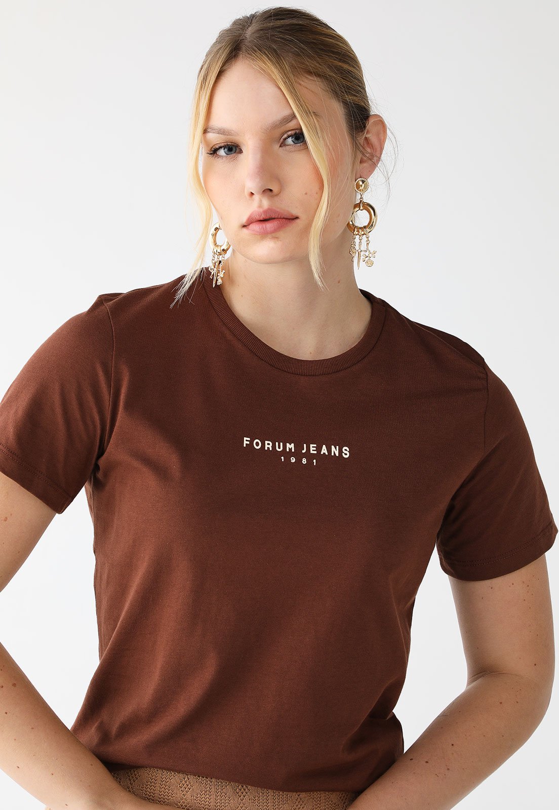 Camiseta Forum Slim Logo Marrom